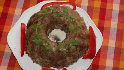 Bábovka z mletého masa s tymiánem