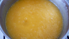 Bramborová polévka s rajčaty