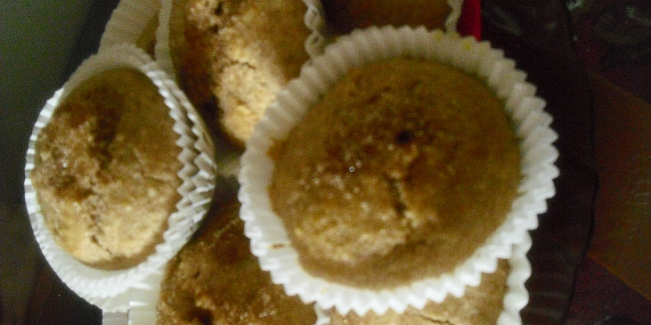 Celozrnné muffiny s medovou polevou (Tak jsem je dělala znovu...tentokrát jsem místo…)