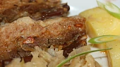 Country pečený bůček na kysaném zelí, Country pečený bůček na kysaném zelí