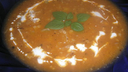 Dršťková polévka se smetanou, Pridala som papriku a cesnak,preto tá farba :-) 