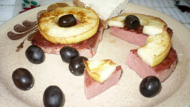 Játrový sýr s jablky