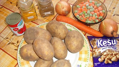 Kaju aloo matar, České ingredience:-)