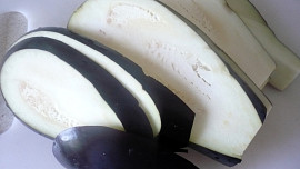 Lilková pochoutka (parmiggiana)