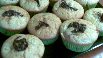 Muffinky s ovocem a čokoládou