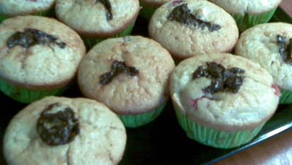 Muffinky s ovocem a čokoládou
