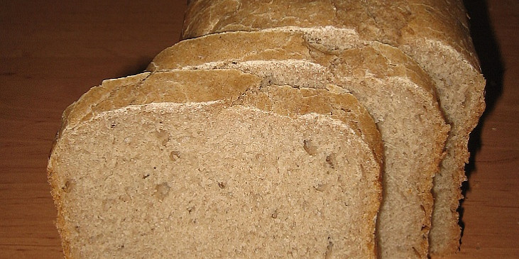 Obyčejný kváskový chléb