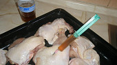 Očkované kuře pod nádivkou