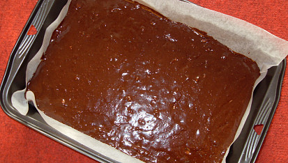 Oříškové brownies, před pečením