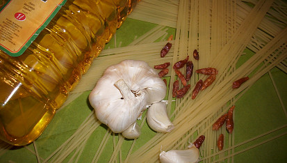 Špagety  AGLIO OLIO