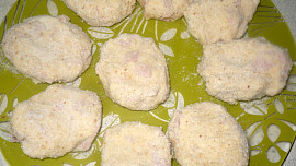 Tvarohový karbanátek