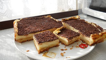 Tvarohový koláč  Adelka.9, koláč se povedl a slavila jsem s ním doma úspěchy :)
