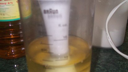 Vtipná majonéza-tatarka "fofrem", zapneme mixér ...