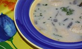 Houbová polévka jednoduchá a chutná (Žampionová polévka jednoduchá a chutná)