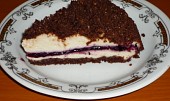 Čokodrobenkový koláč (s borůvkovou marmeládou)
