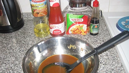Kuřecí čína = červená