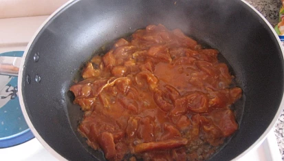 Kuřecí čína = červená