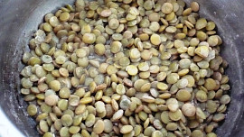 Lečo s klobásou a čočkou