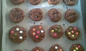 Lentilkové cookies s bílou čokoládou, Před upečením