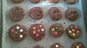 Lentilkové cookies s bílou čokoládou, Před upečením