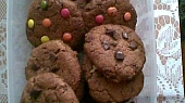 Lentilkové cookies s bílou čokoládou, Po upečení :-)