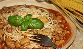 Špagety s domácí omáčkou (Špagety s domácí omáčkou)