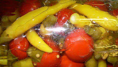 Sterilovaná paprika s olejem, ..je hotovo..
