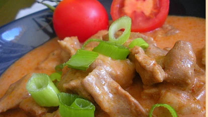 Vepřové soté v tomatové omáčce