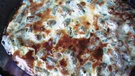 Zapečené fazolky se strouhankou