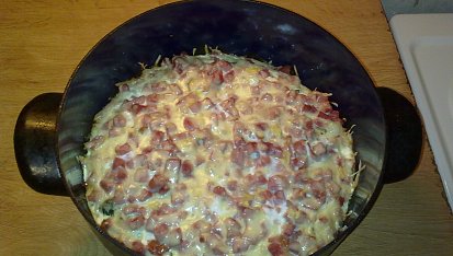 Gnocchi aneb noky se špenátem a slaninkou, hotovo