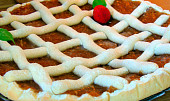 Linecký koláč s marmeládou (S jablkovou plňkou, ve větší formě)
