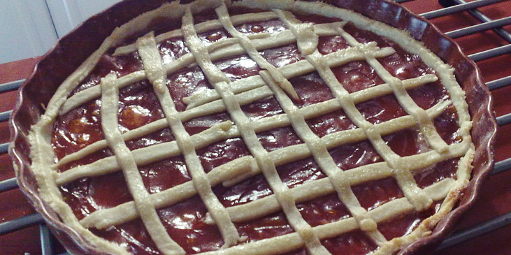 Linecký koláč s marmeládou (nezbylo moc těsta na hezké proužky :()