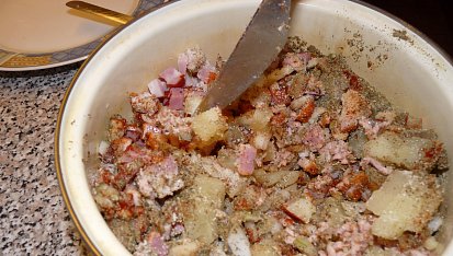 Mšeňáček - mleté s uzeným bokem a tvarůžky, smícháme