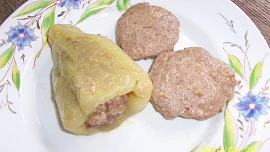 Placičky z mletého masa pečené v mikrovlnce - i pro dietáře