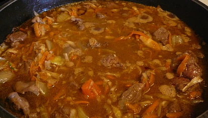 Pomalu pečená srnčí pochoutka, před pečením