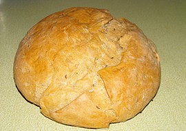 Úplně obyčejný chléb (hotovo)