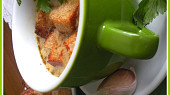 Uzená polévka se smetanou a krutonky