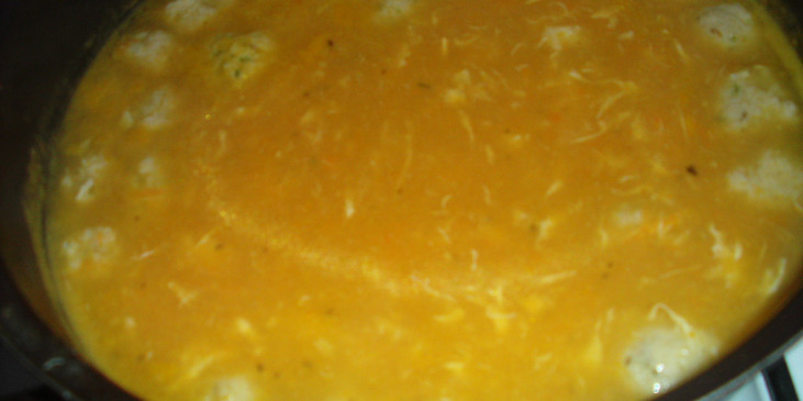 Zavařené knedlíčky v polévce..:-)