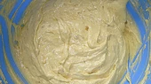 Banánové muffiny s topingem z vlašských ořechů
