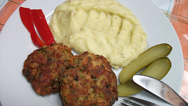 Brokolicové karbanátky