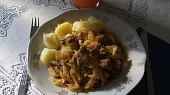 Dušené hlávkové zelí s vepřovým masem, super receptík