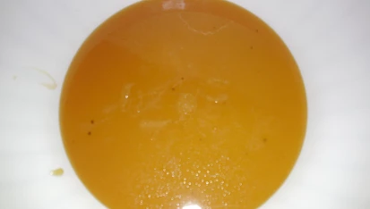 Jogurtová bábovka s karamelovou polevou, poleva