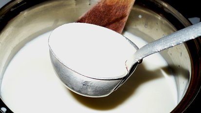 Krupicová kaše s houbami
