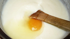 Krupicová kaše s houbami