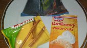 Kynutý hruškovo-makový koláč s mandlemi