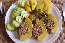 do mletého masa ještě přidávám sojový granulát,díky manž.dietě.
