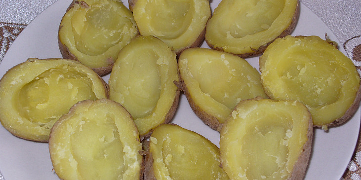 Plněné brambory s kuřecím masem