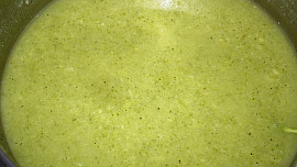 Polévka z brokolice