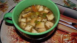 Pórková polévka s česnekem