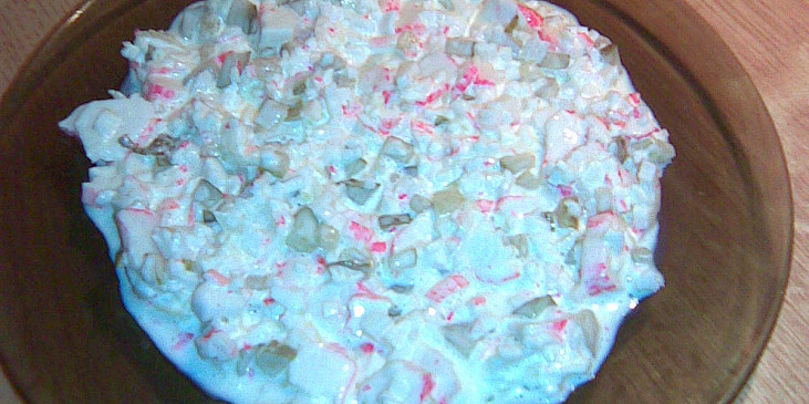 Surimi (krabí) tyčinky - salát